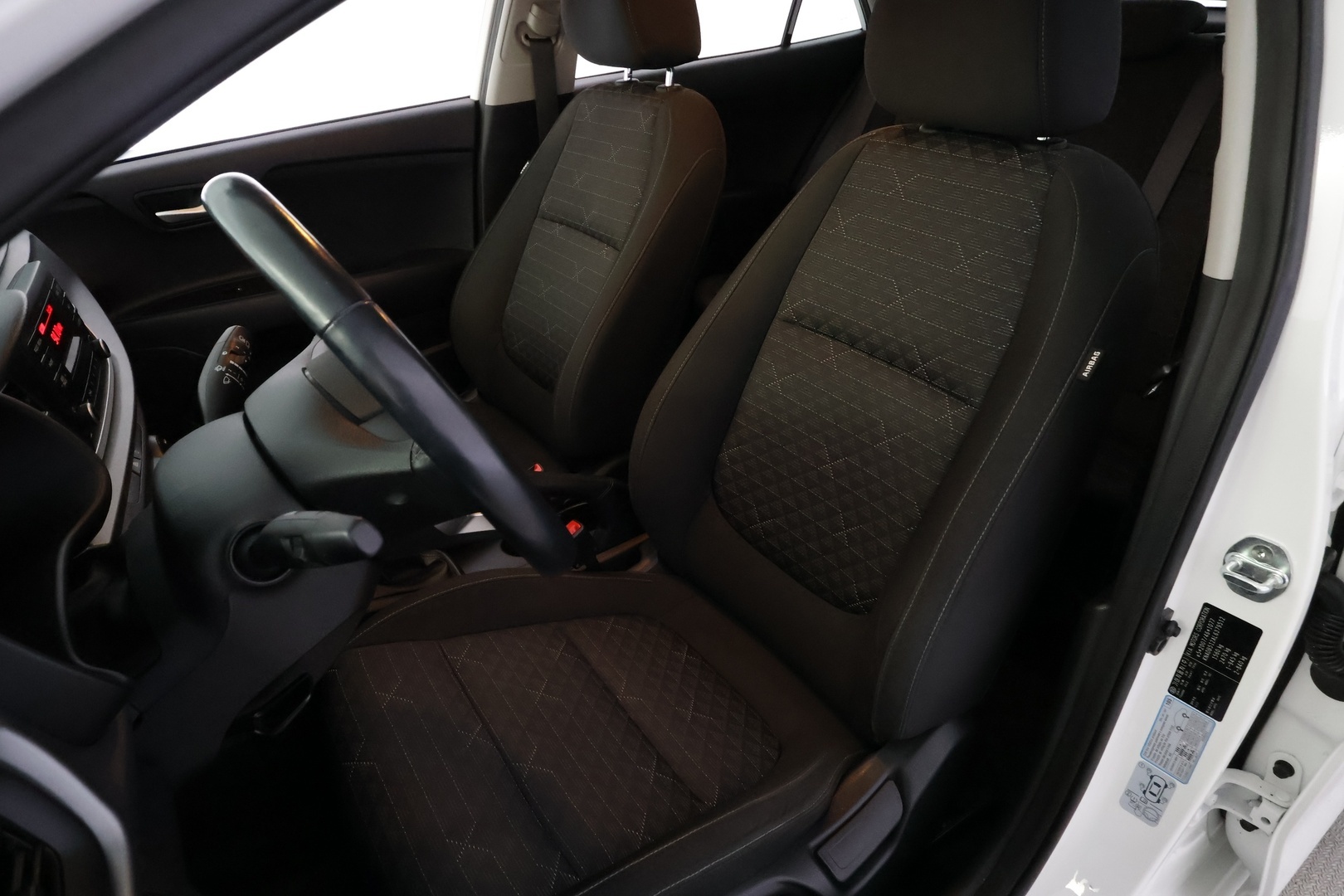 KIA Rio 12