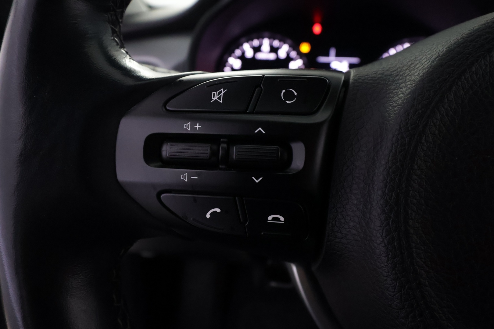 KIA Rio 27
