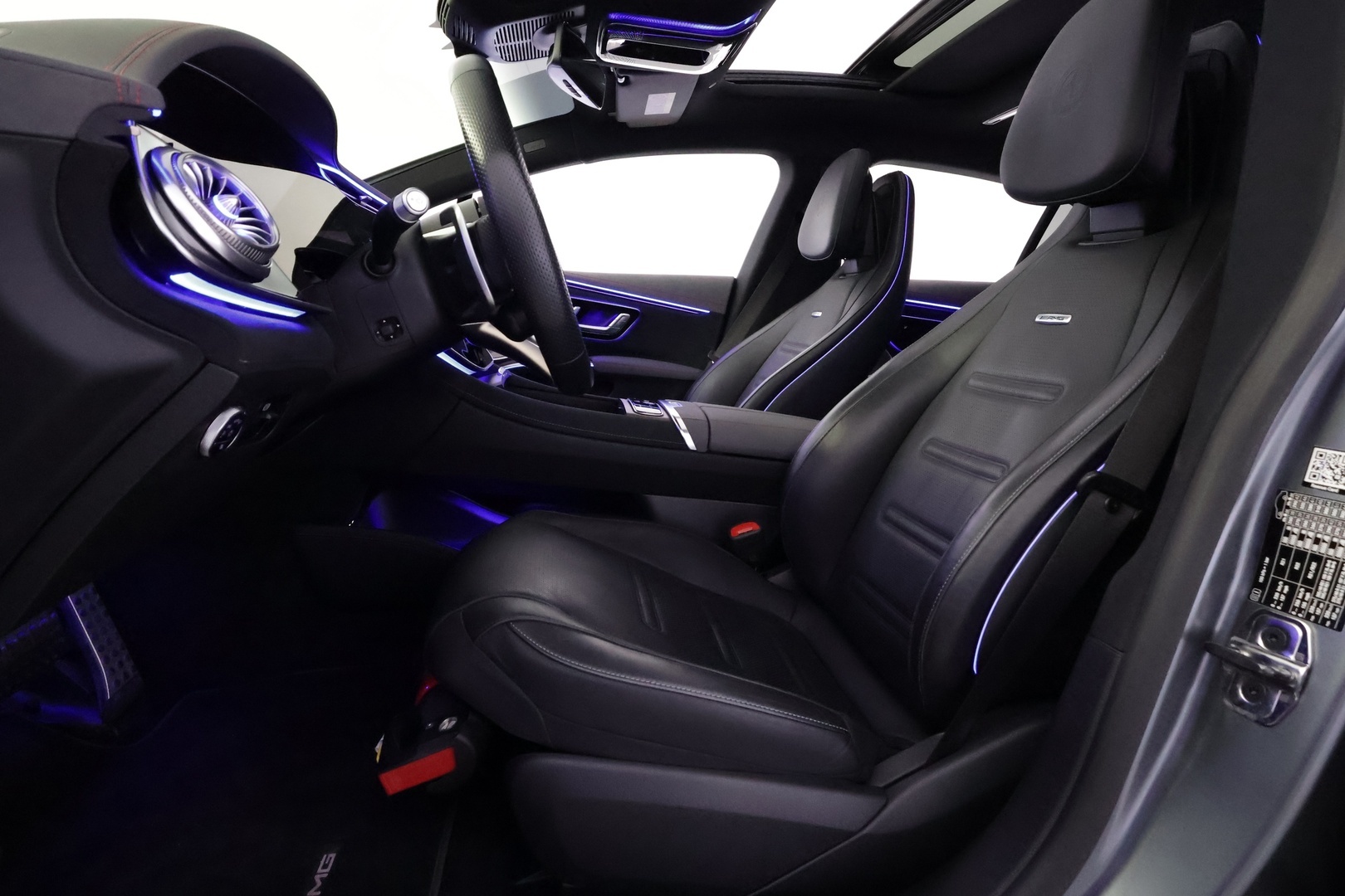 MERCEDES-BENZ EQS 2022