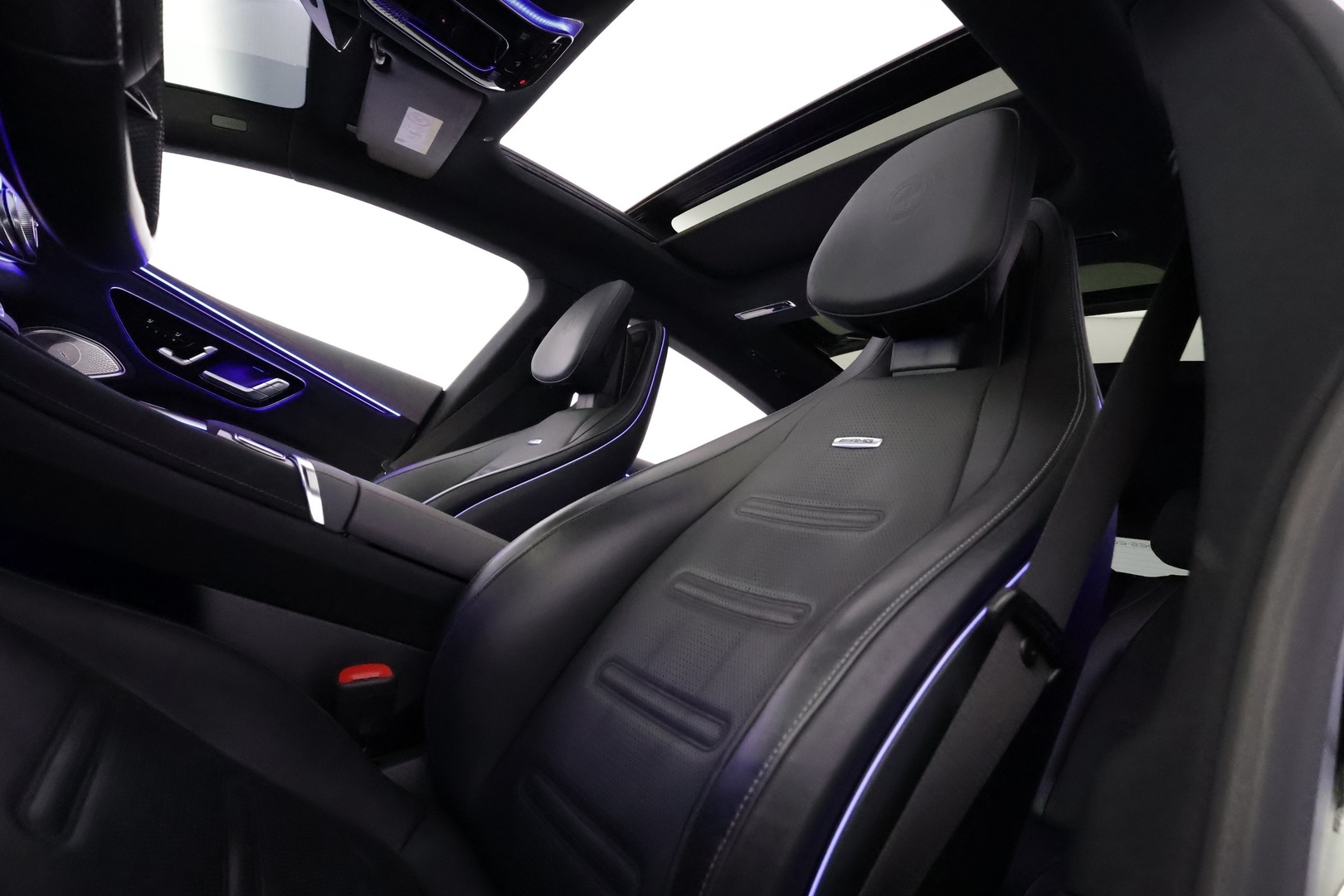 MERCEDES-BENZ EQS 2022