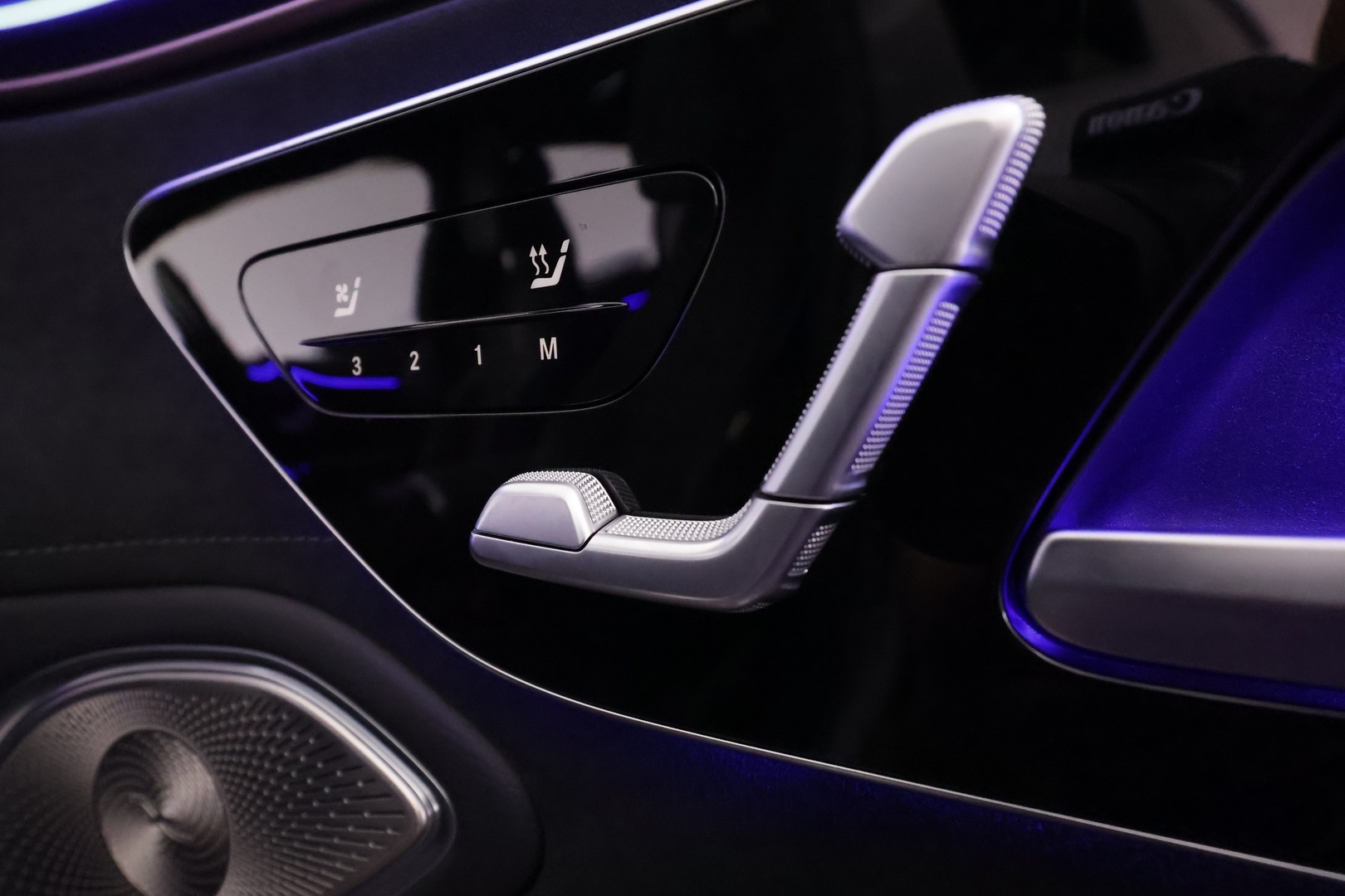 MERCEDES-BENZ EQS 2022
