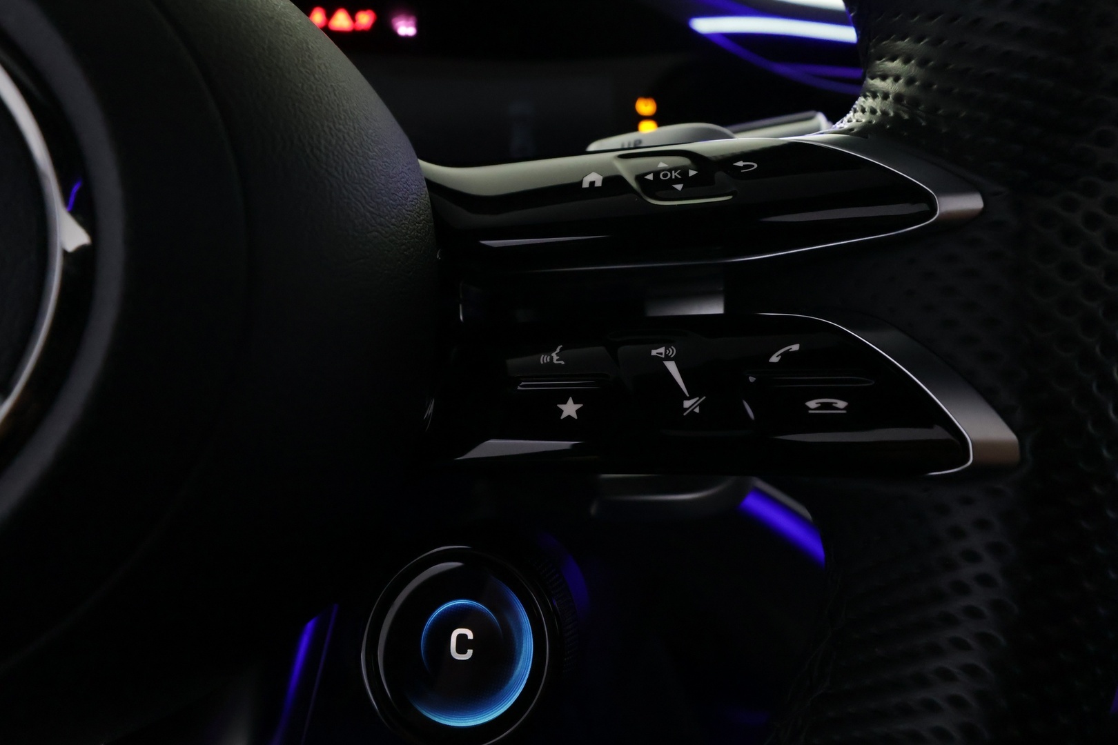MERCEDES-BENZ EQS 2022