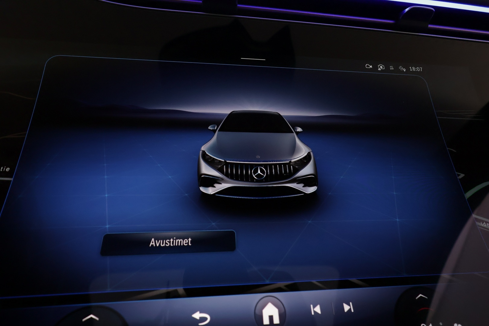 MERCEDES-BENZ EQS 2022