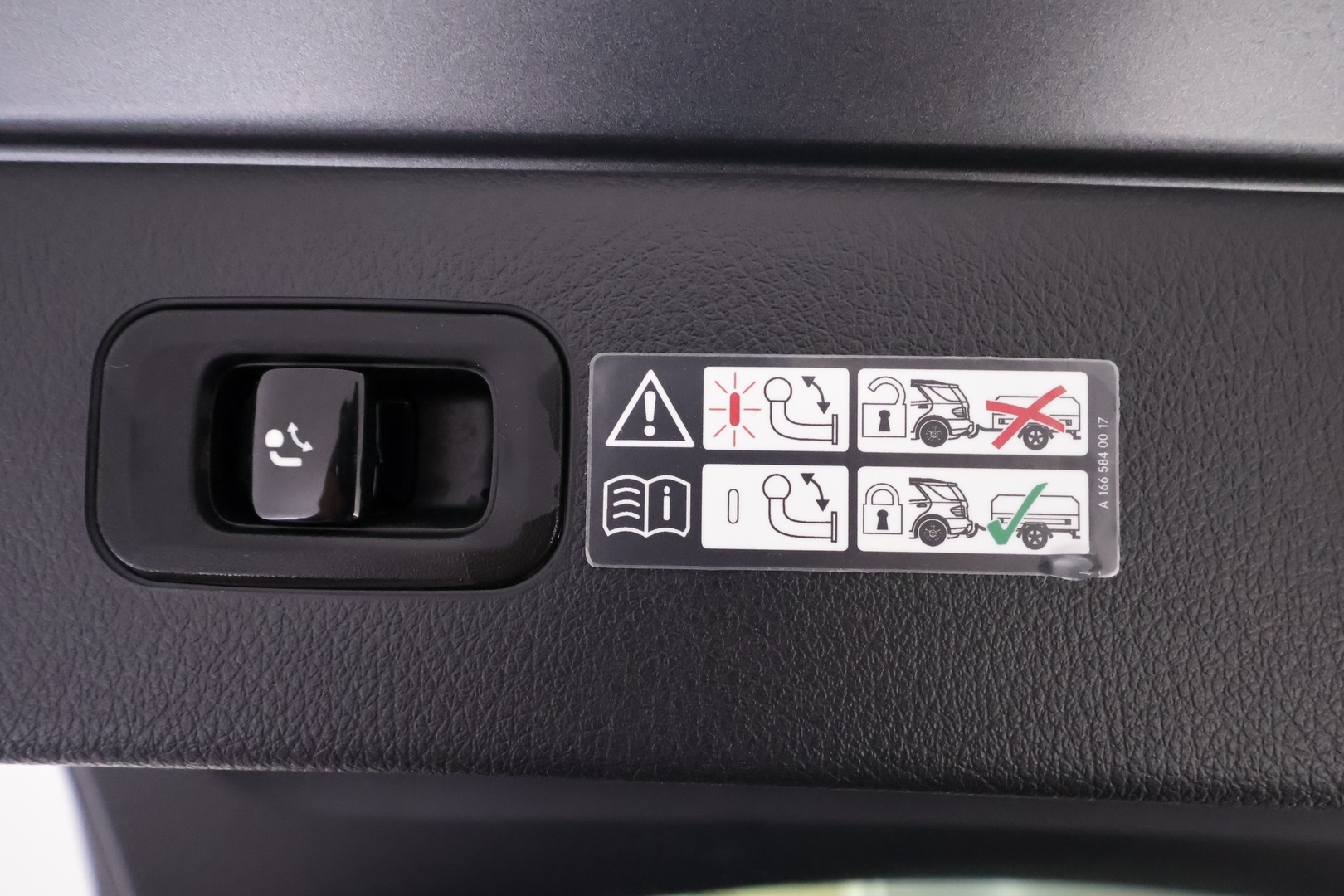 MERCEDES-BENZ EQS 2022