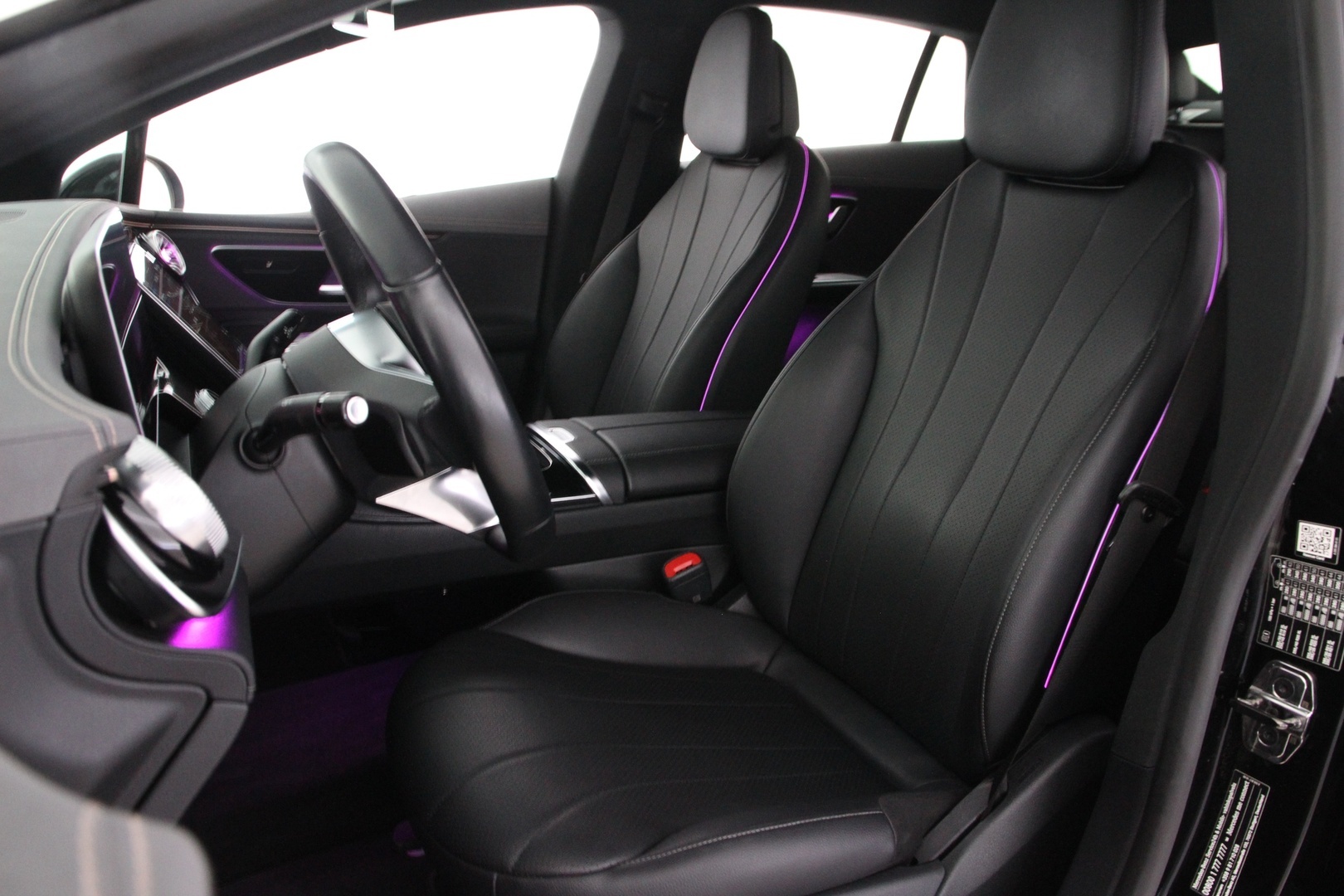 MERCEDES-BENZ EQE 2023