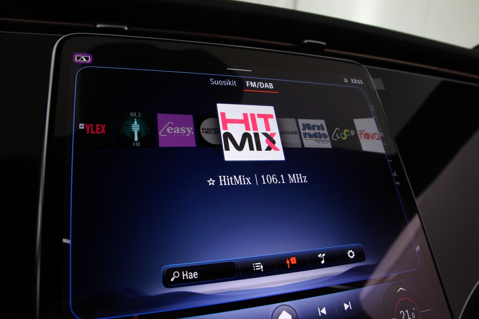 MERCEDES-BENZ EQE 2023