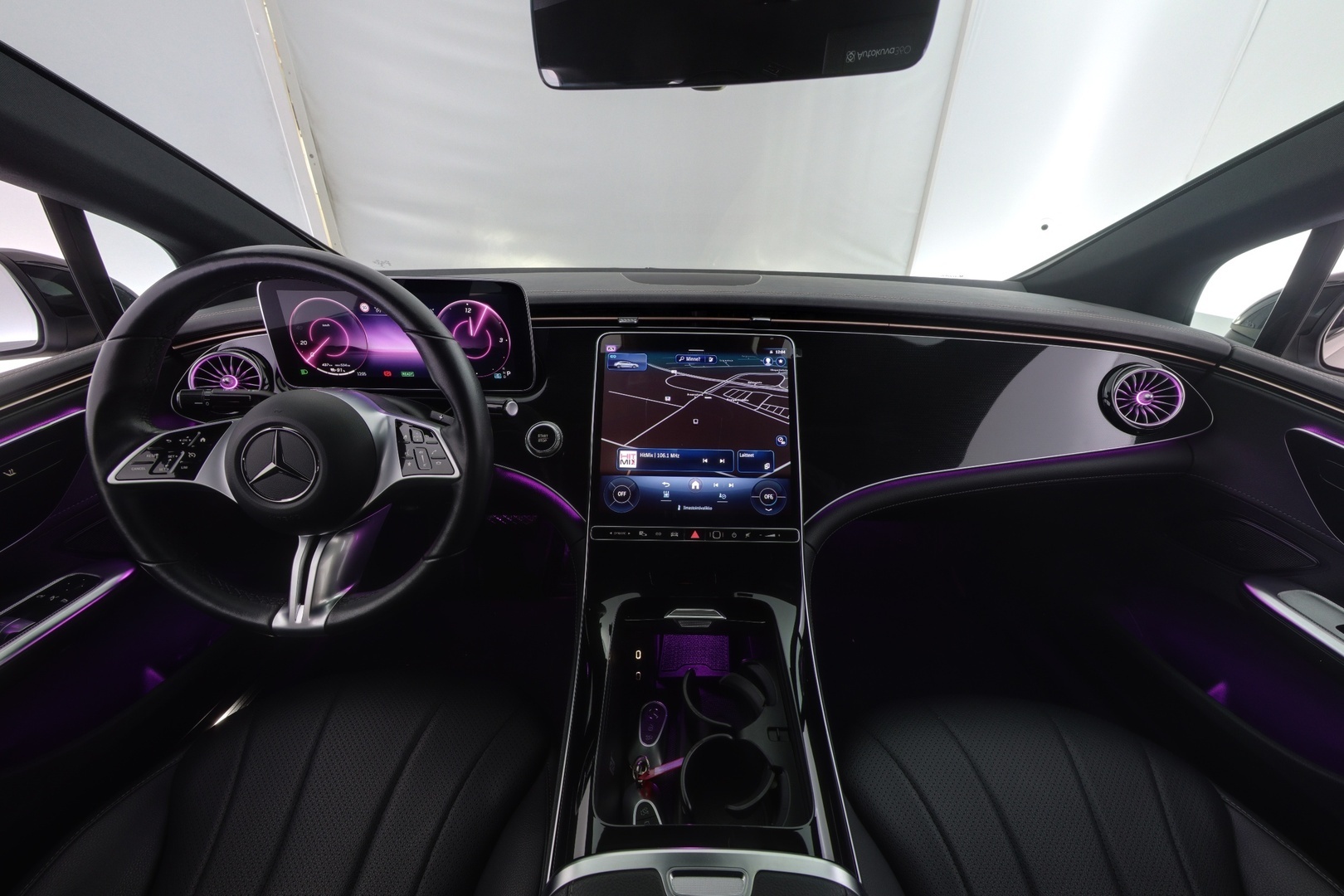 MERCEDES-BENZ EQE 2023