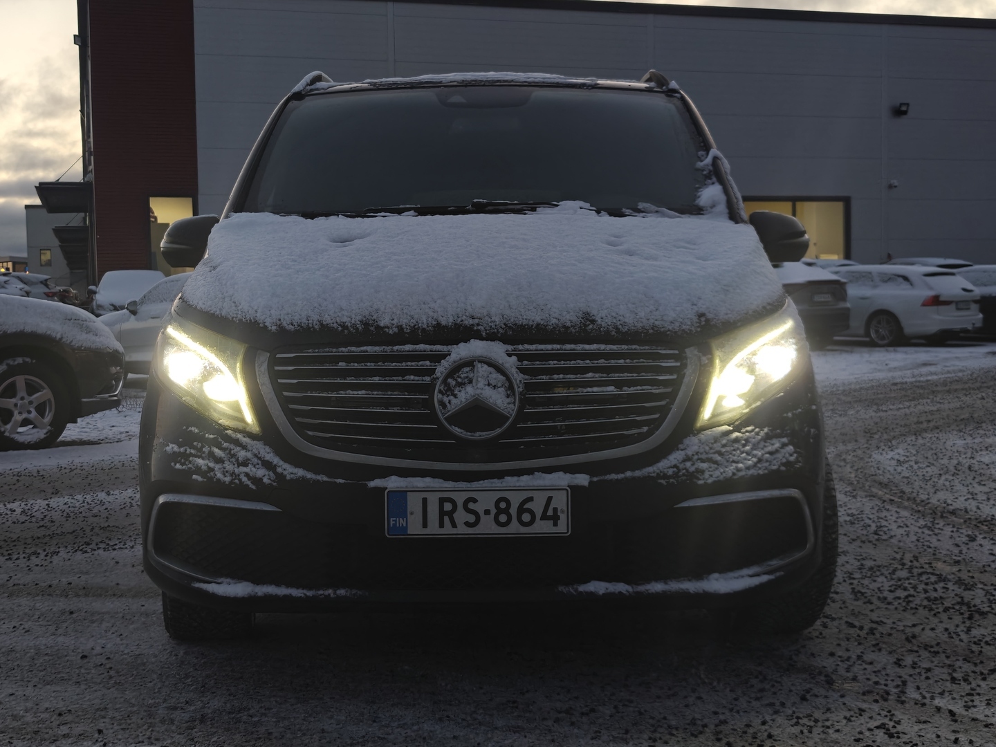 MERCEDES-BENZ EQV 2022