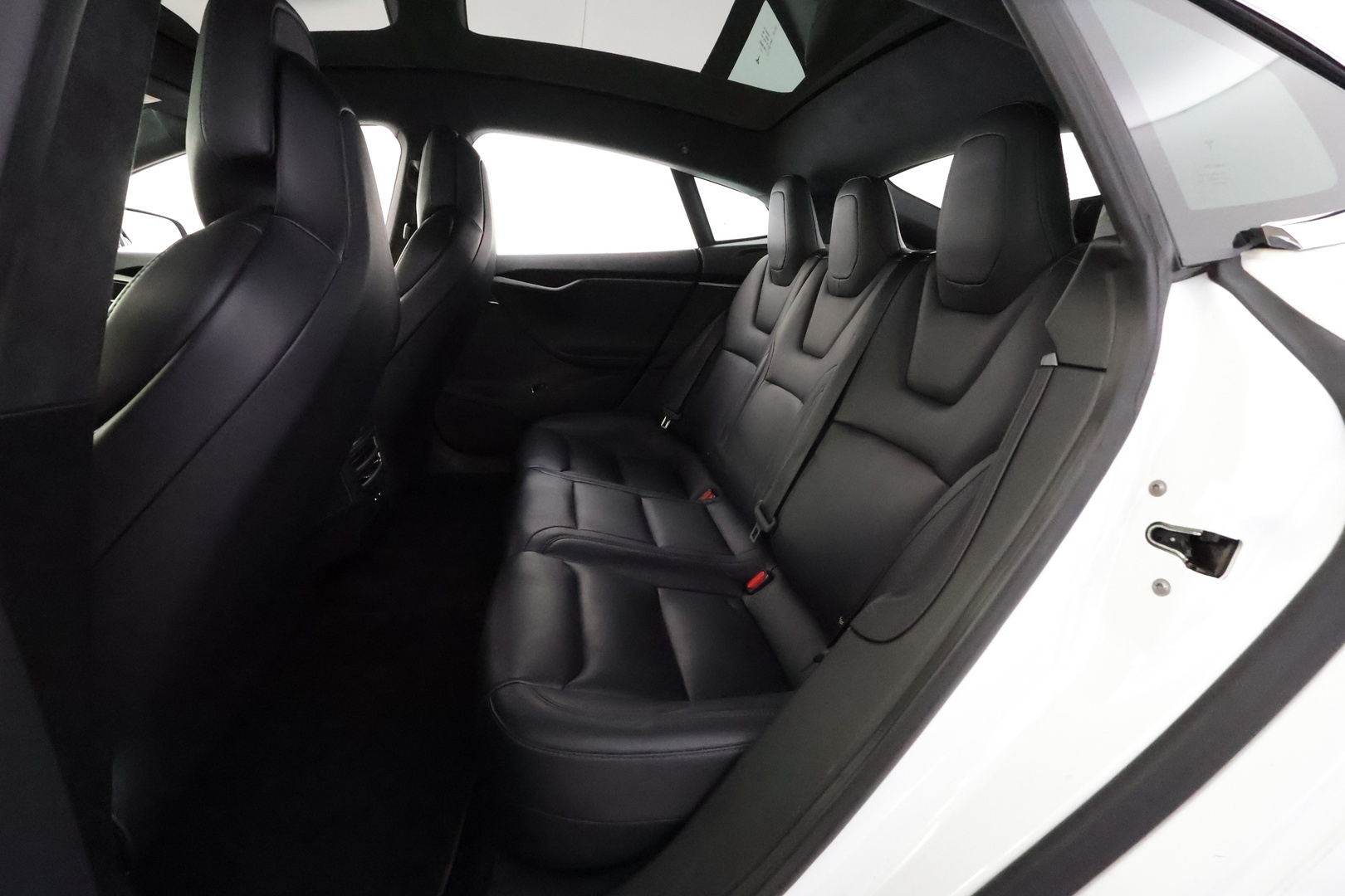 TESLA Model S 2018
