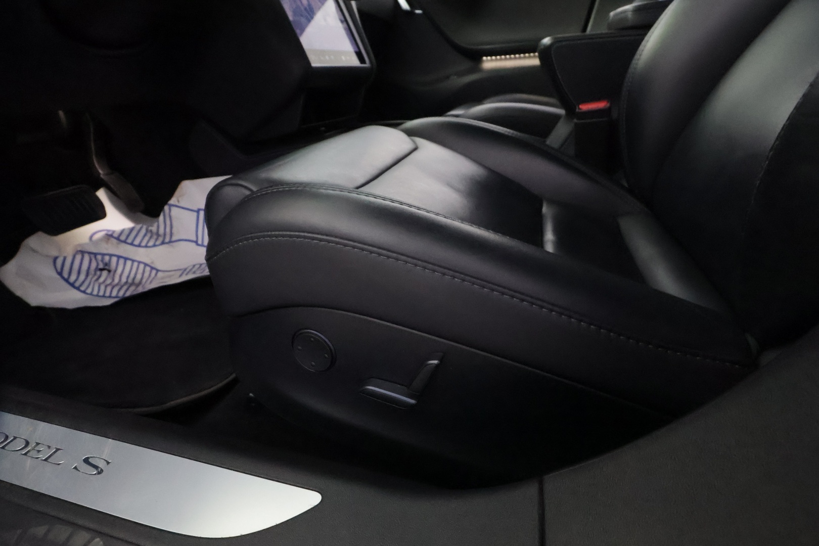 TESLA Model S 2018