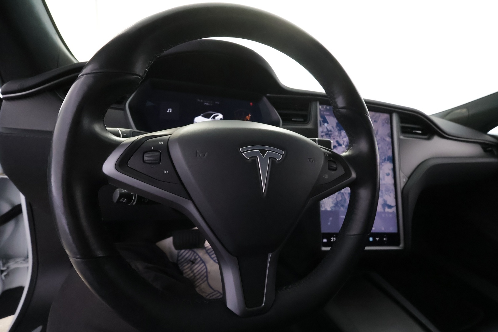 TESLA Model S 2018