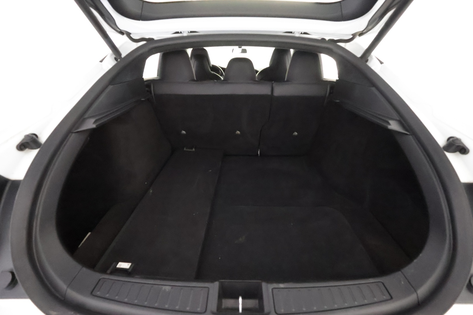 TESLA Model S 2018