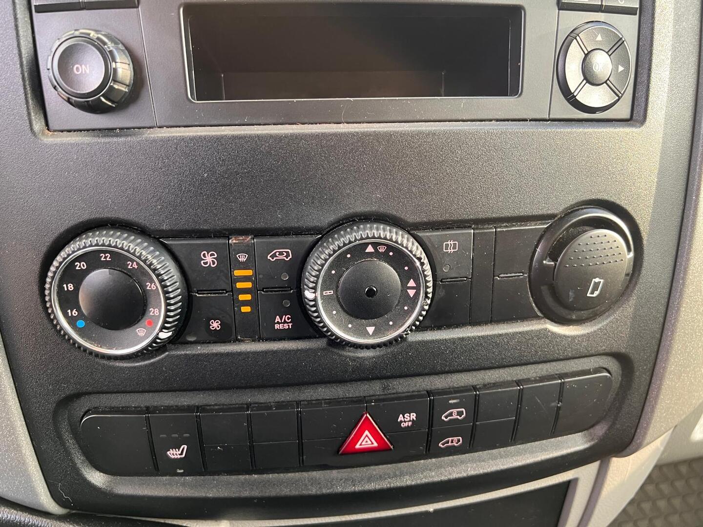 VOLKSWAGEN Crafter 2016