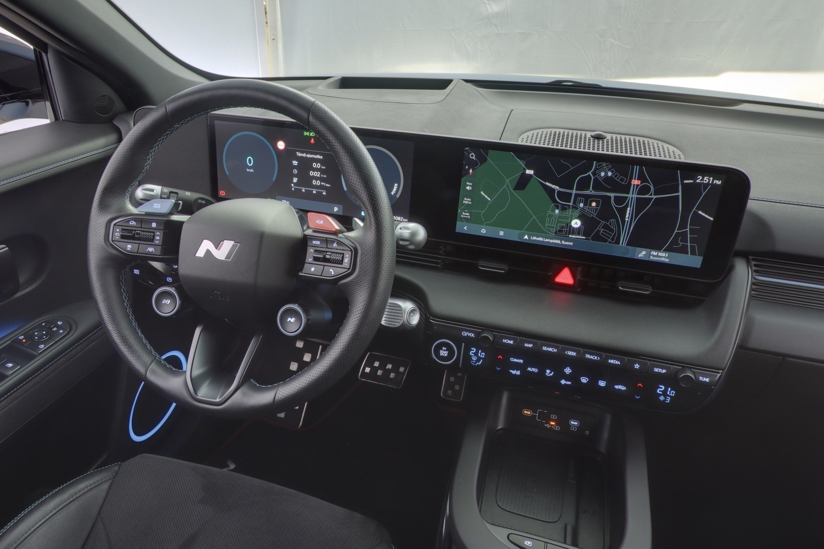 HYUNDAI IONIQ 5 8