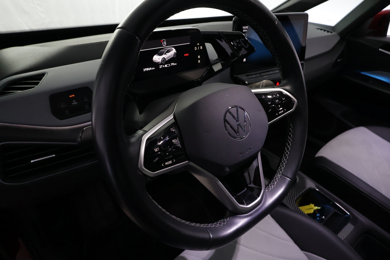 VOLKSWAGEN ID.3 26