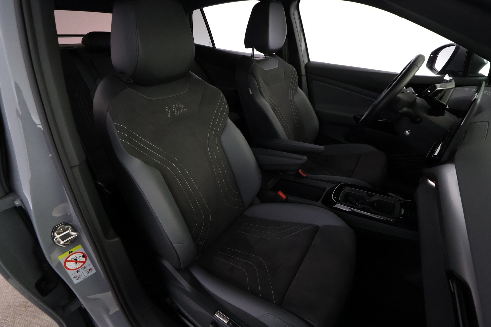 VOLKSWAGEN ID.5 22