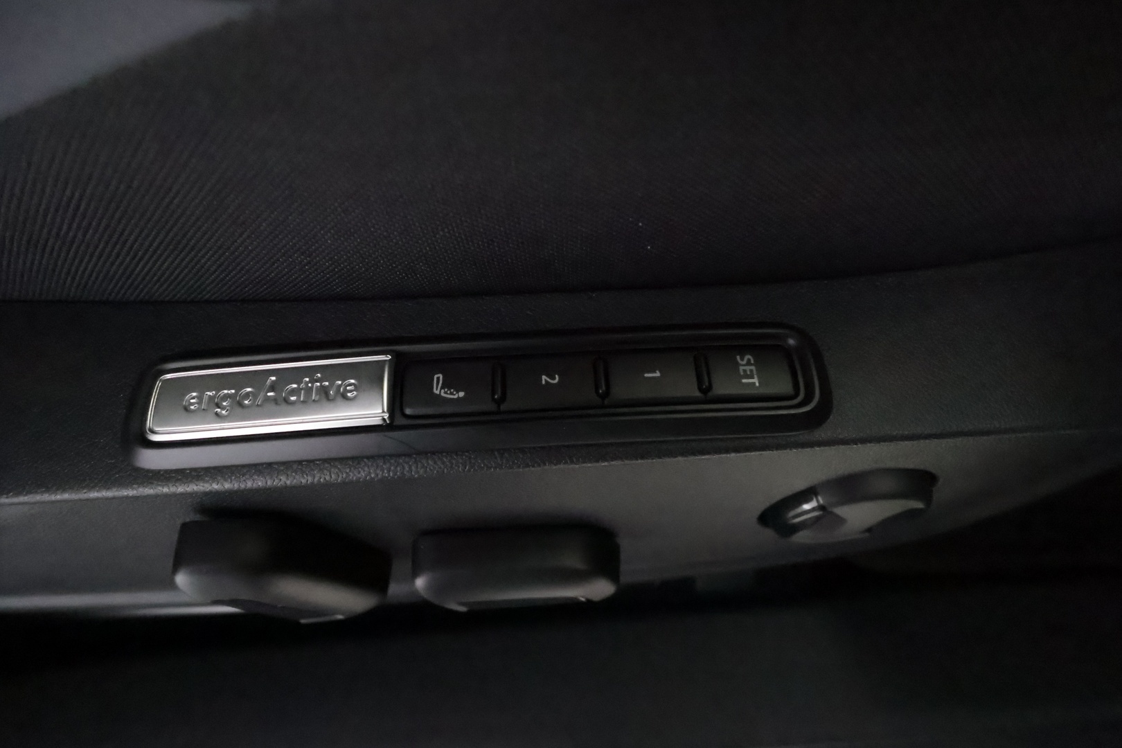 VOLKSWAGEN ID.5 24