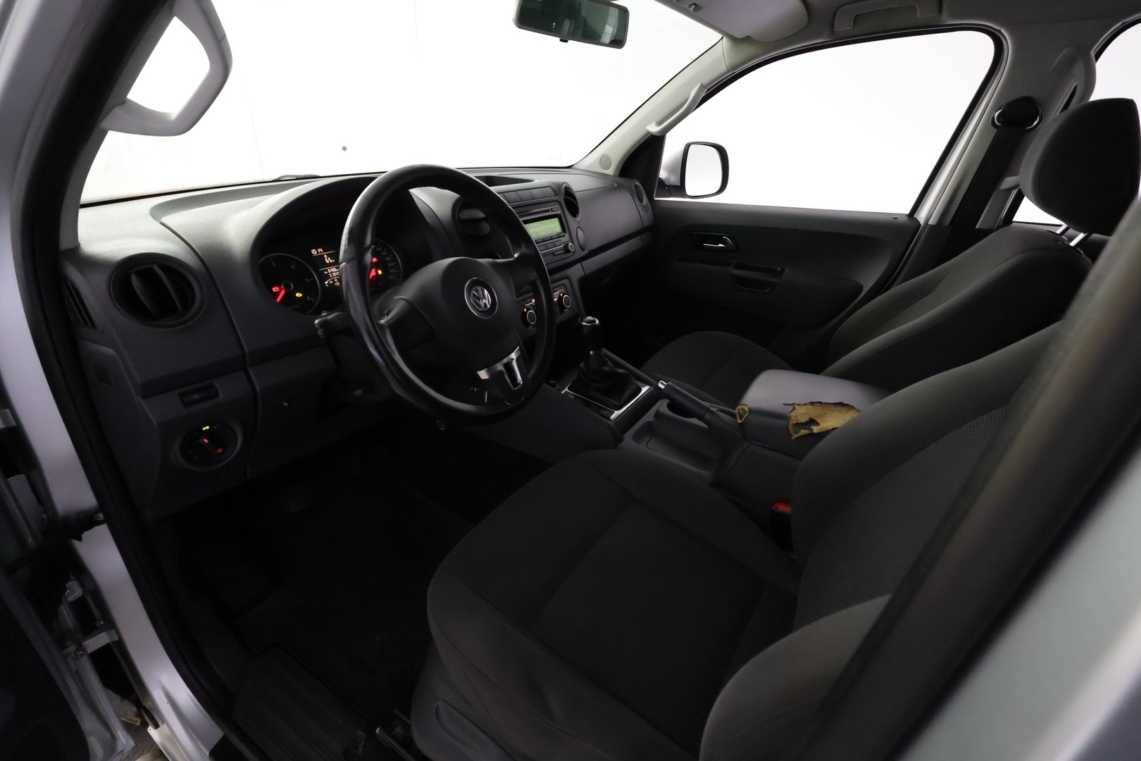 VOLKSWAGEN Amarok 2012