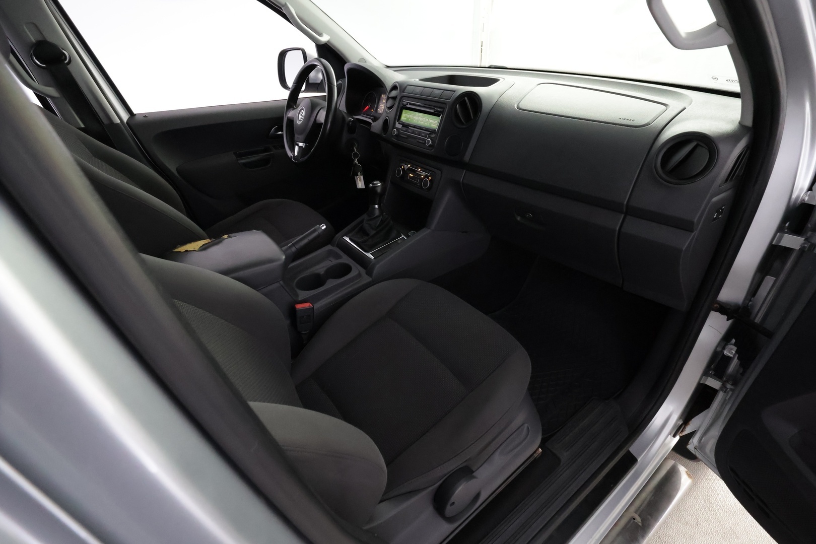 VOLKSWAGEN Amarok 2012