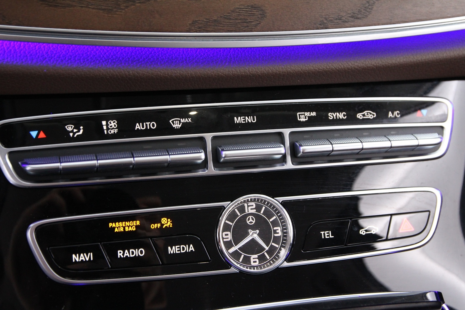 MERCEDES-BENZ E 2018