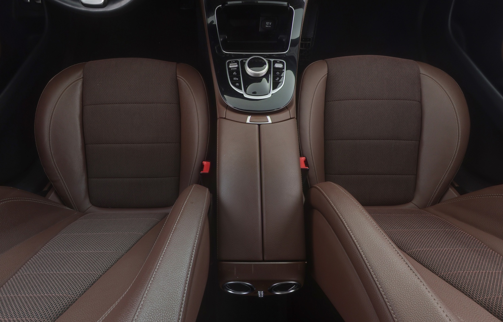 MERCEDES-BENZ E 2018