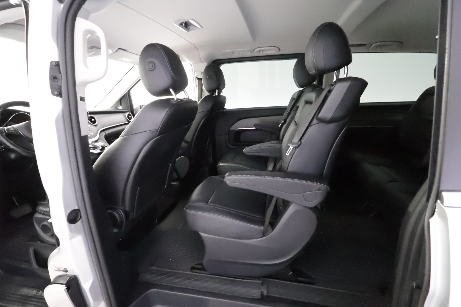 MERCEDES-BENZ V 2017