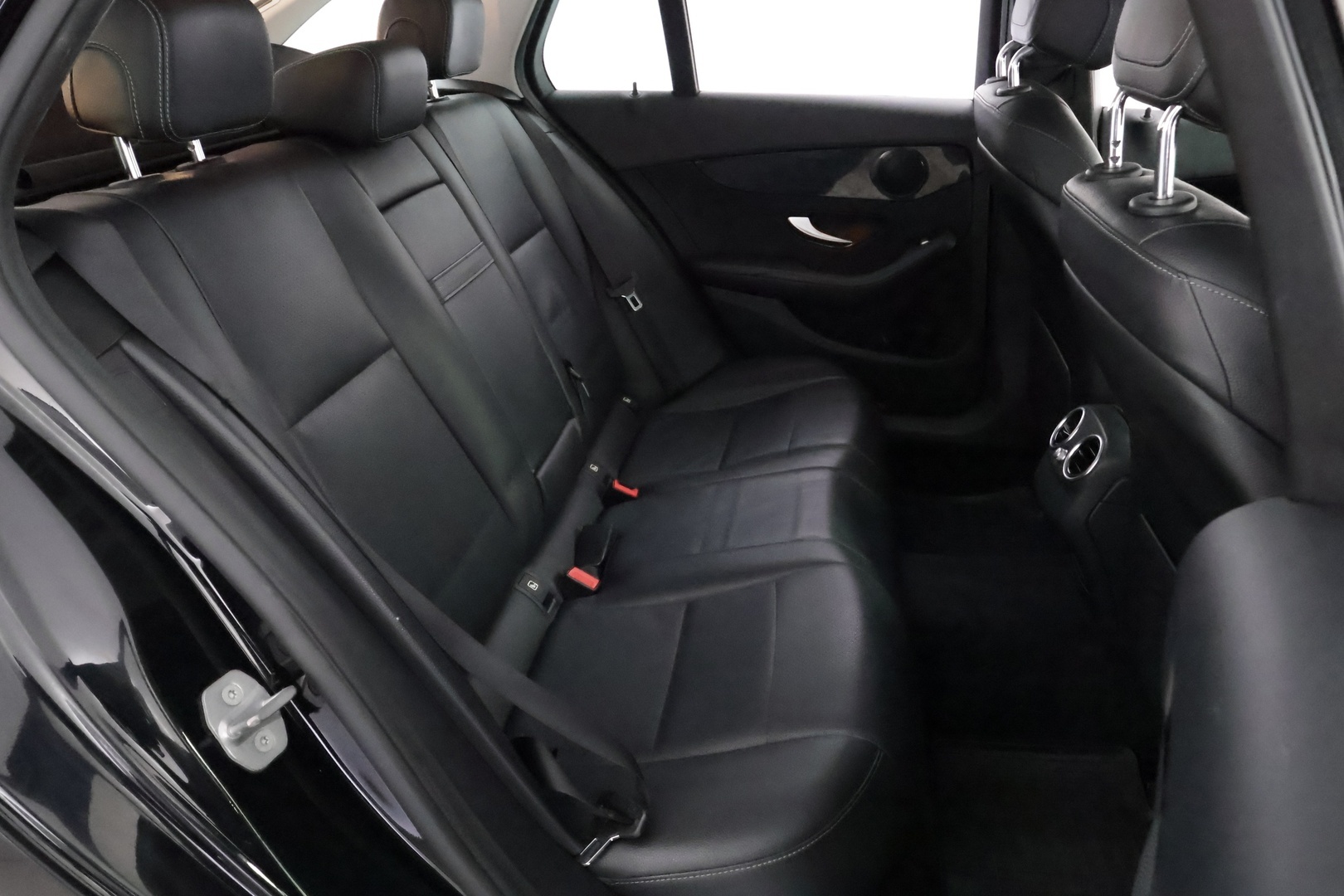 MERCEDES-BENZ C 2019