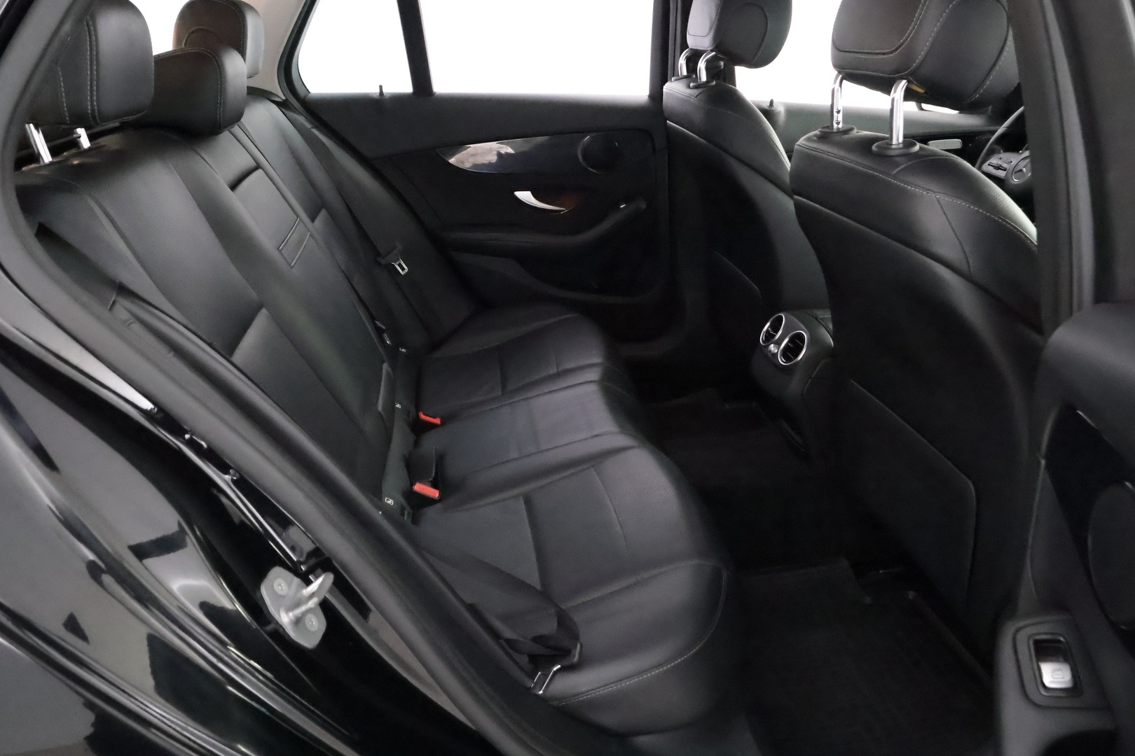 MERCEDES-BENZ C 2019