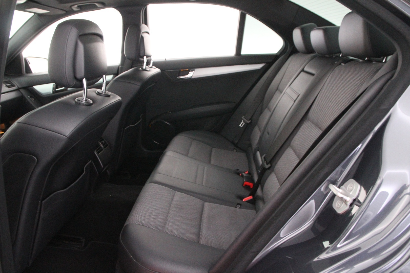 MERCEDES-BENZ C 2010