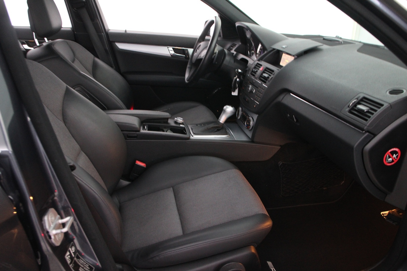 MERCEDES-BENZ C 2010