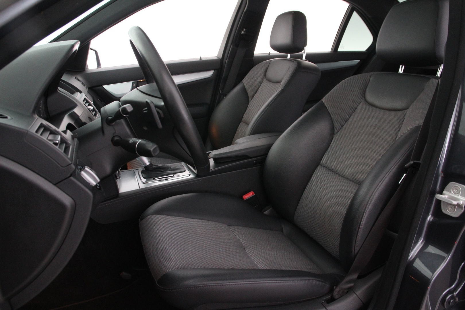 MERCEDES-BENZ C 2010