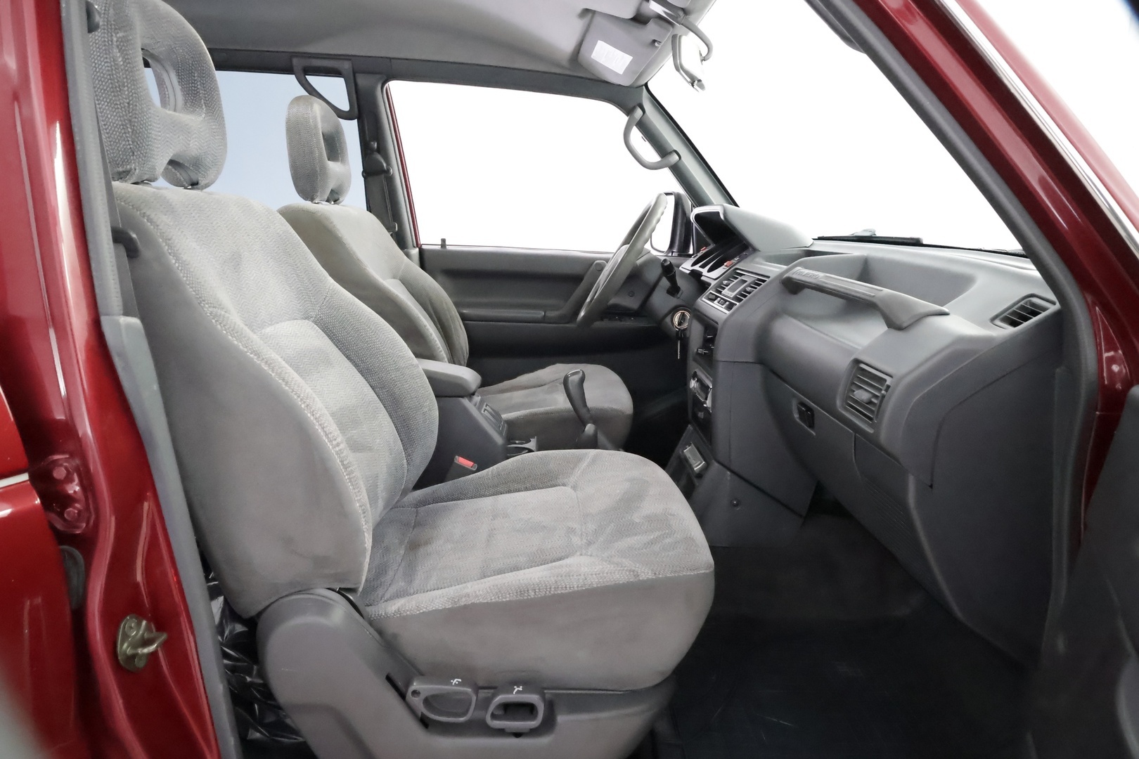 MITSUBISHI Pajero 1999