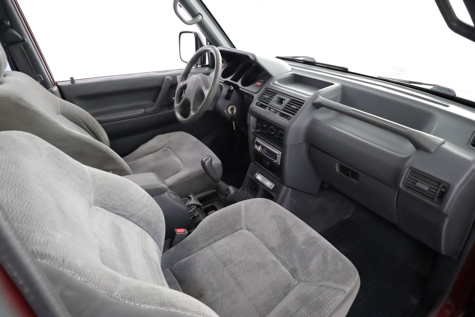 MITSUBISHI Pajero 1999