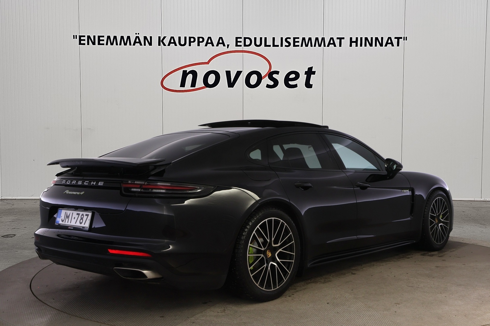 PORSCHE Panamera 2018