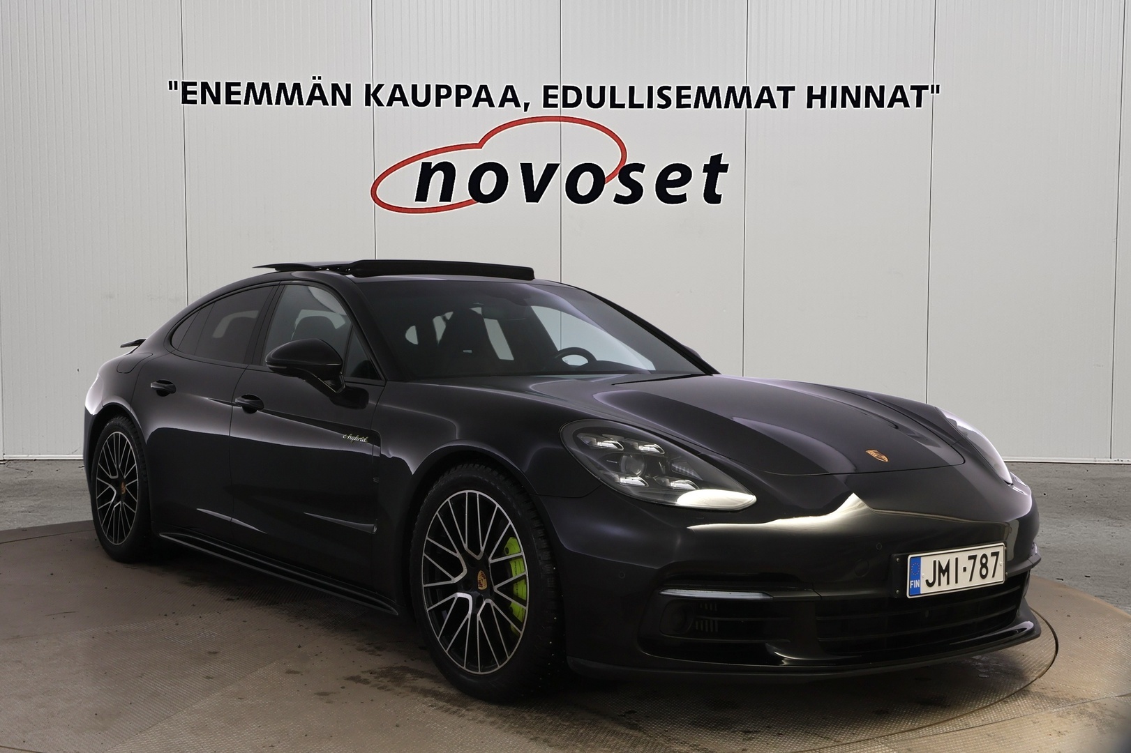 PORSCHE Panamera 2018