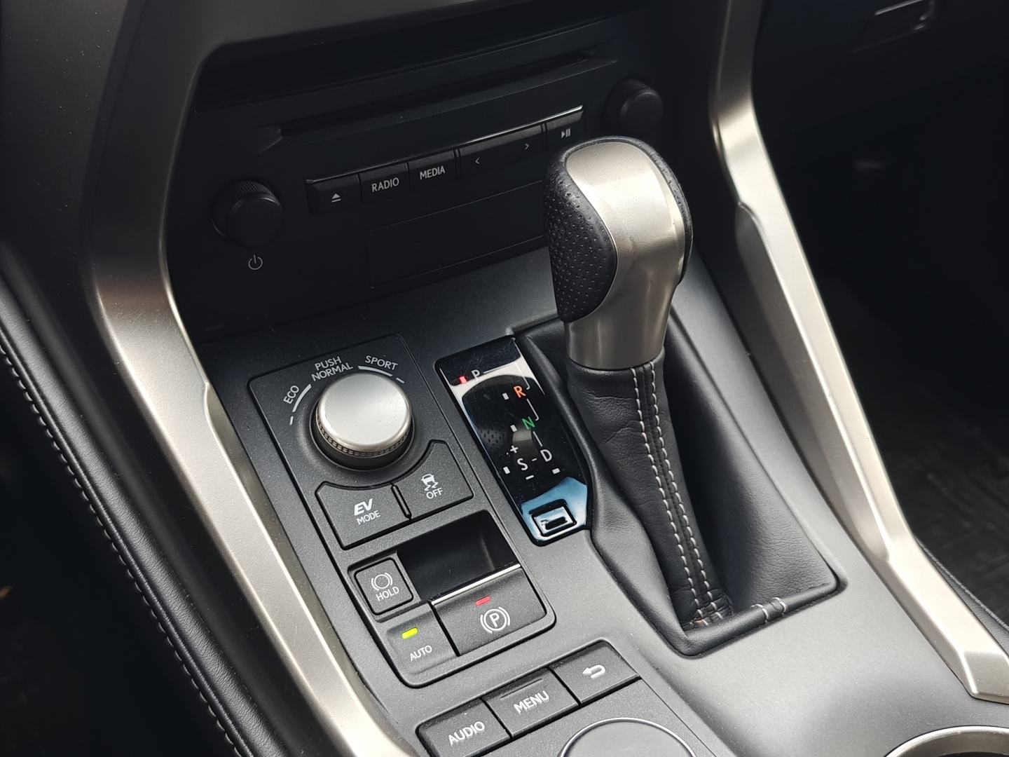 LEXUS NX 2017