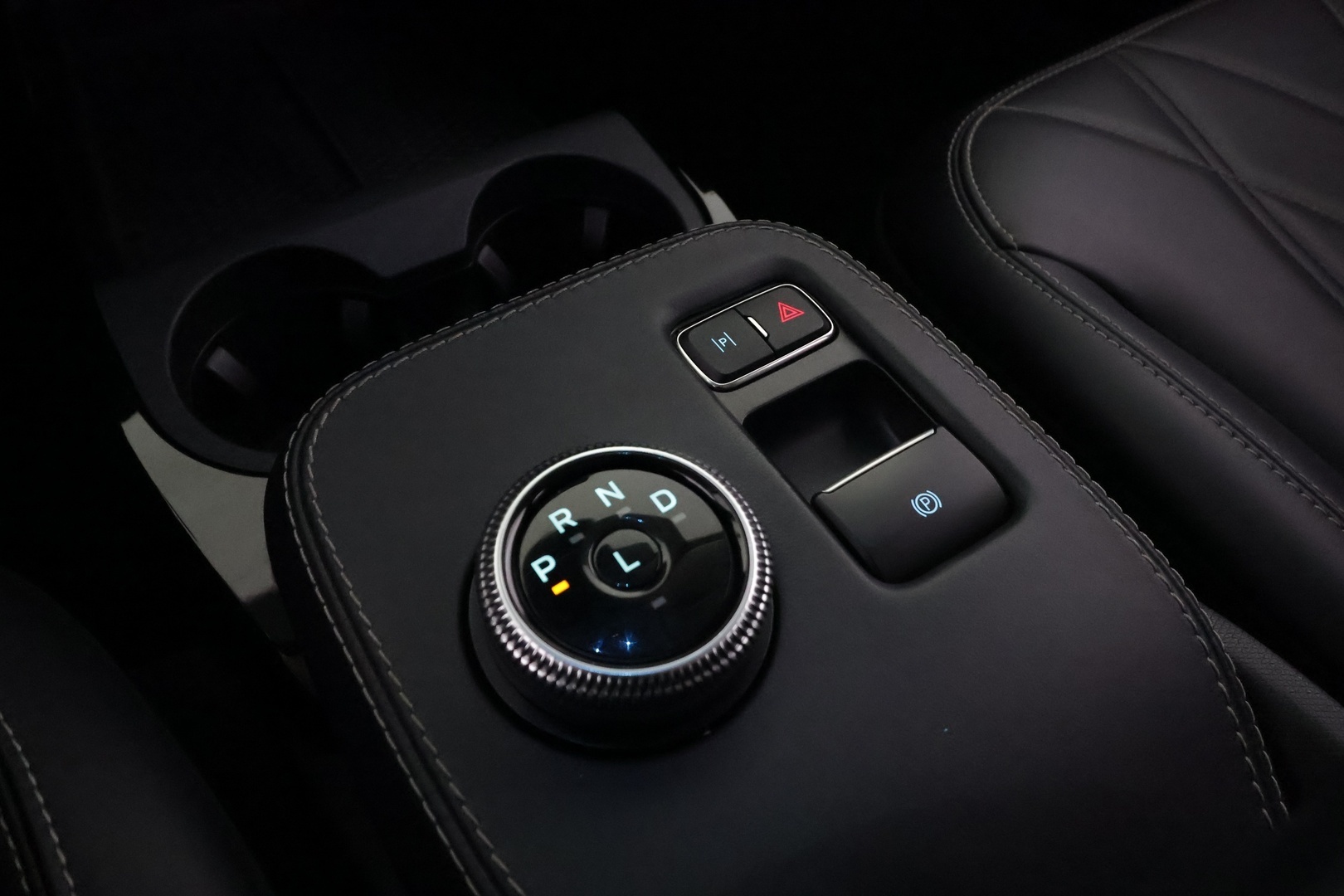 FORD MUSTANG MACH-E 2022
