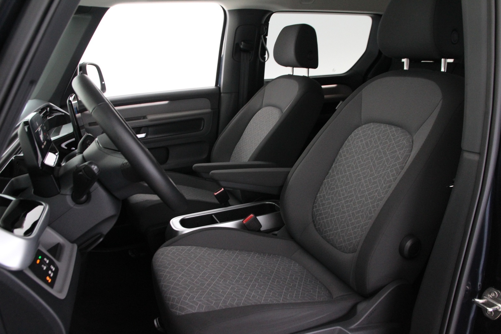 VOLKSWAGEN ID. BUZZ 2024