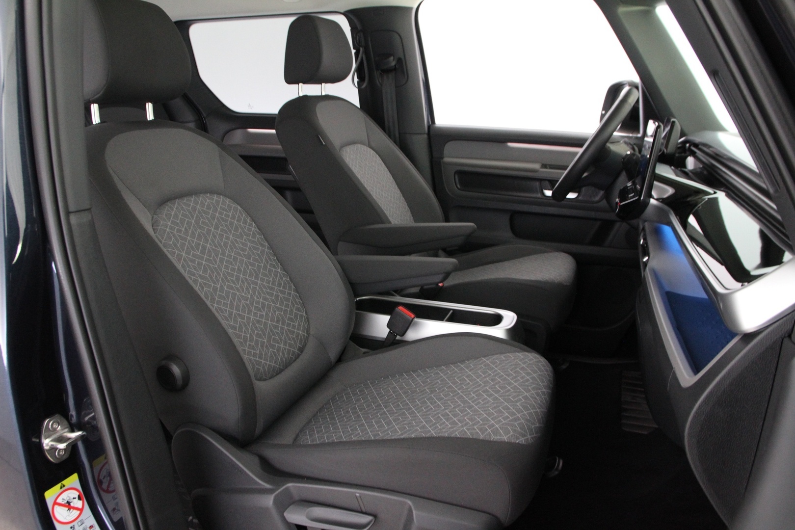 VOLKSWAGEN ID. BUZZ 2024