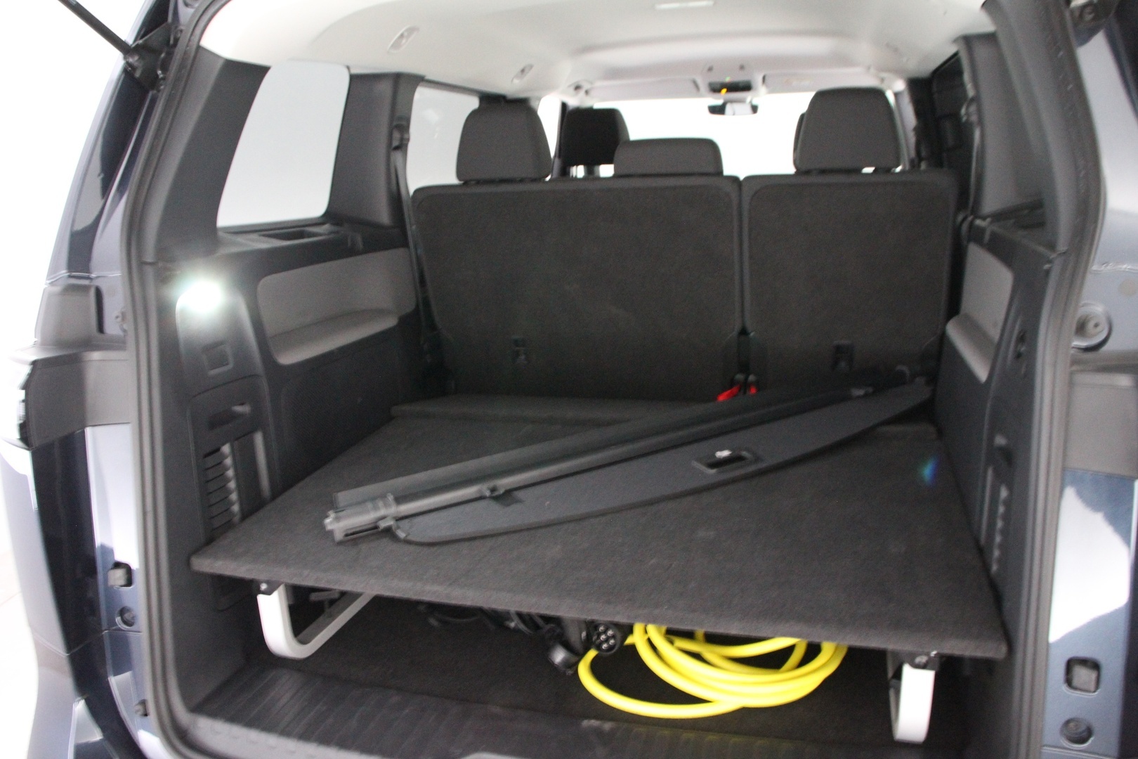 VOLKSWAGEN ID. BUZZ 2024