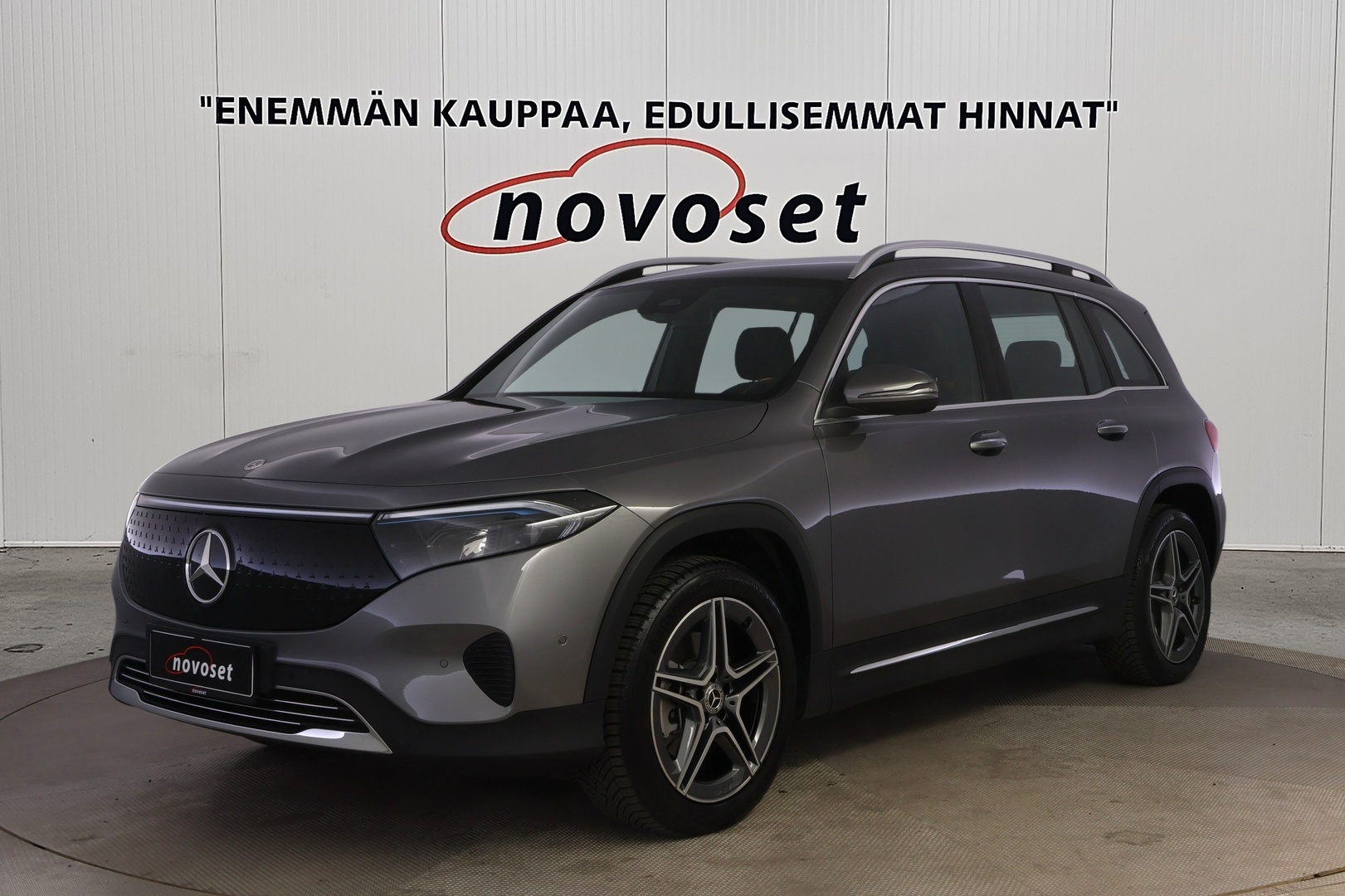 MERCEDES-BENZ EQB 2025