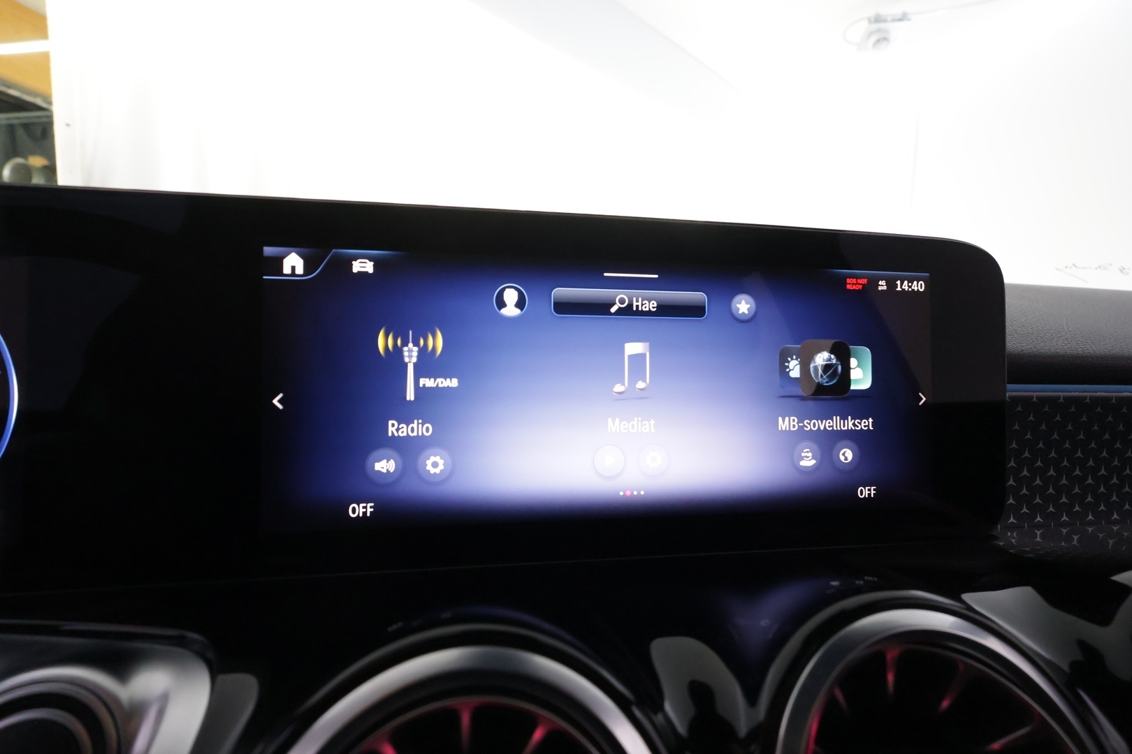 MERCEDES-BENZ EQB 2025