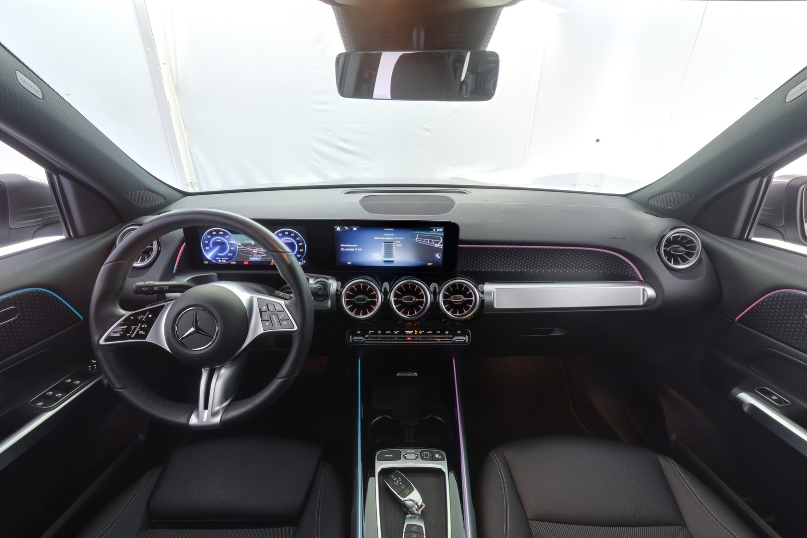 MERCEDES-BENZ EQB 2025