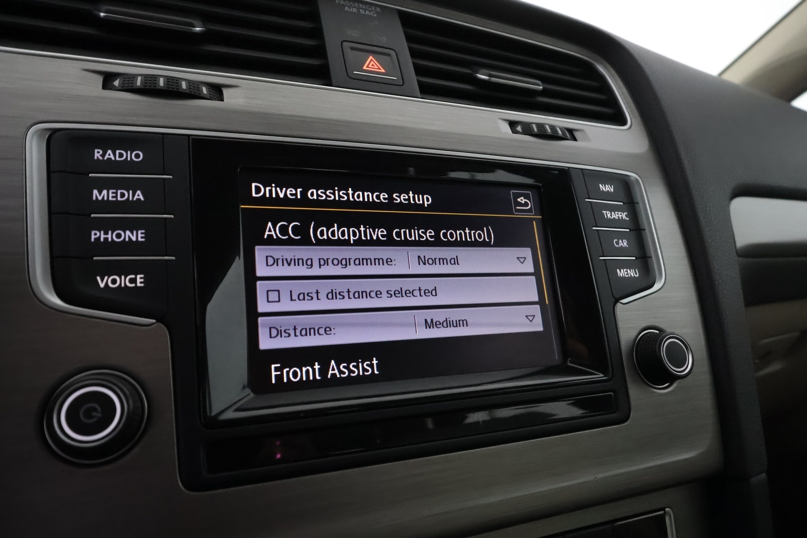 VOLKSWAGEN Golf 2014