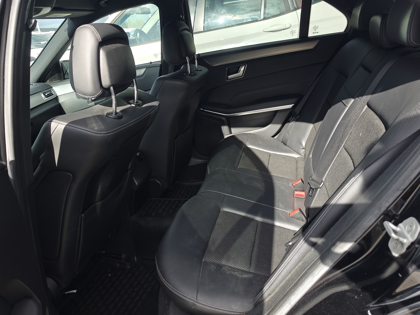 MERCEDES-BENZ E 2014