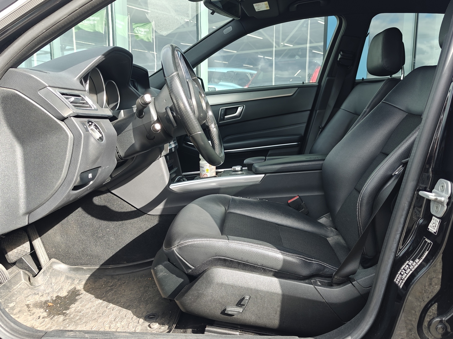 MERCEDES-BENZ E 2014