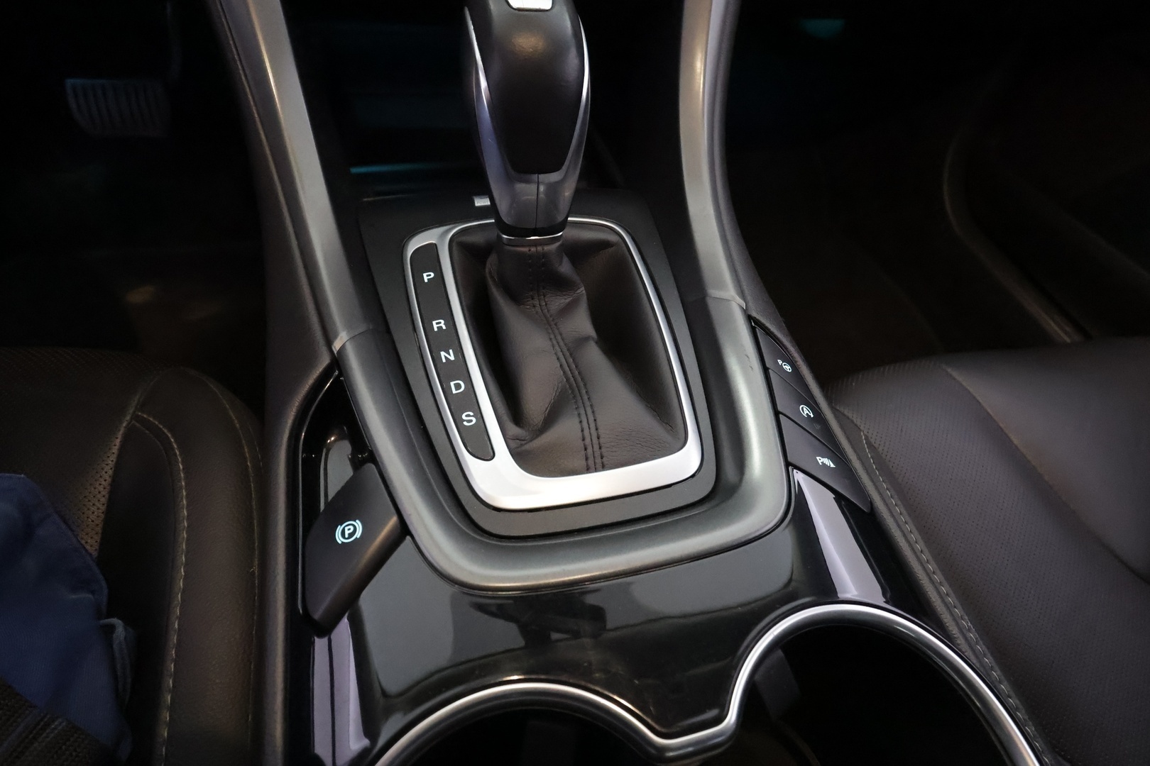 FORD Mondeo 2016