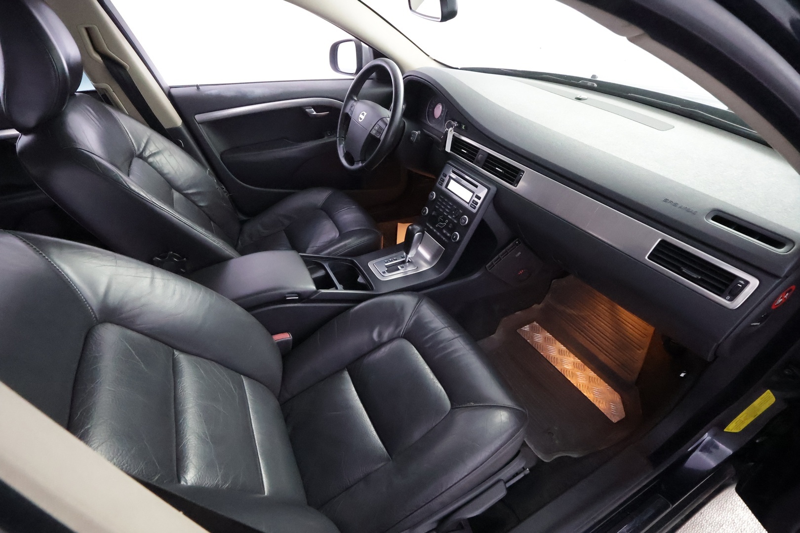 VOLVO V70 2007