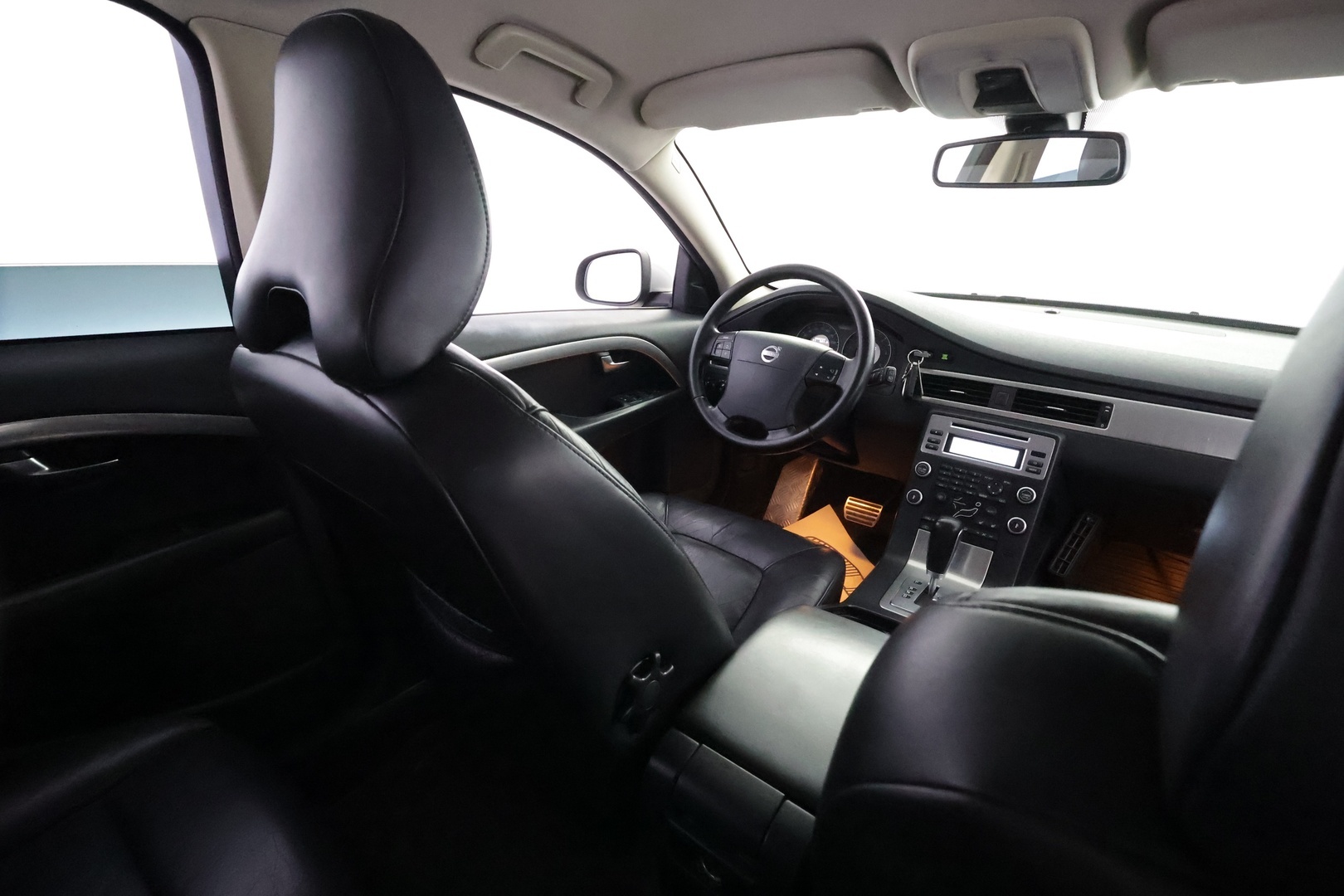 VOLVO V70 2007