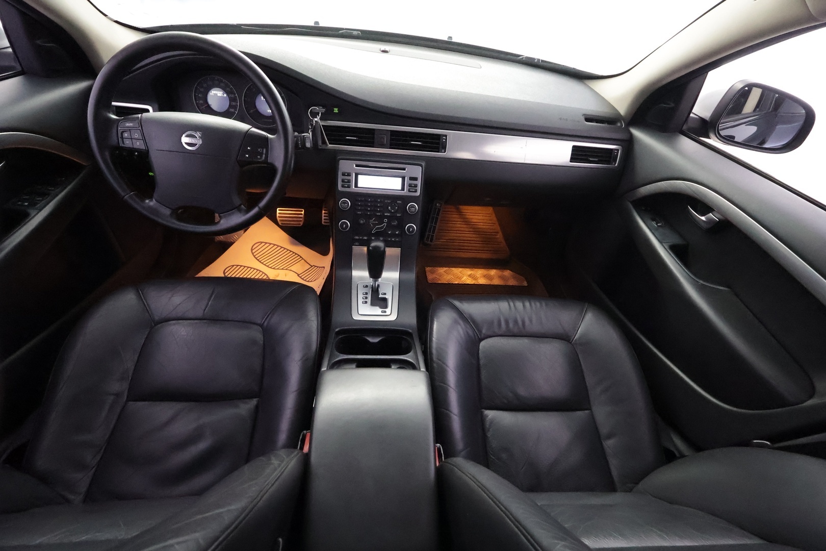 VOLVO V70 2007